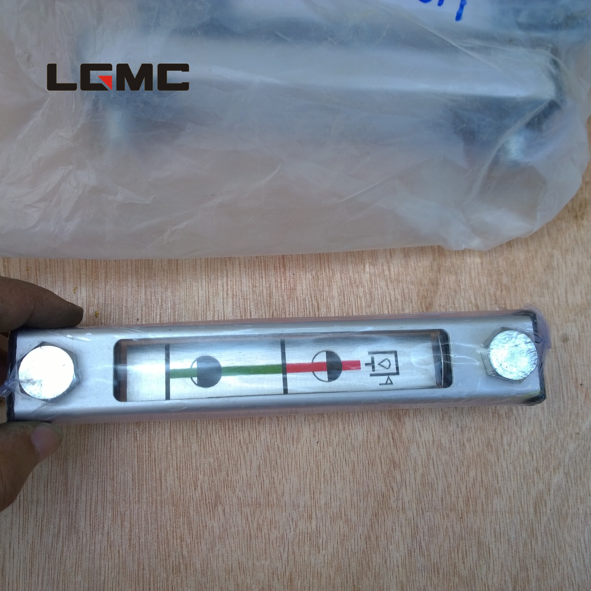 44C0017		Liquid level gauge