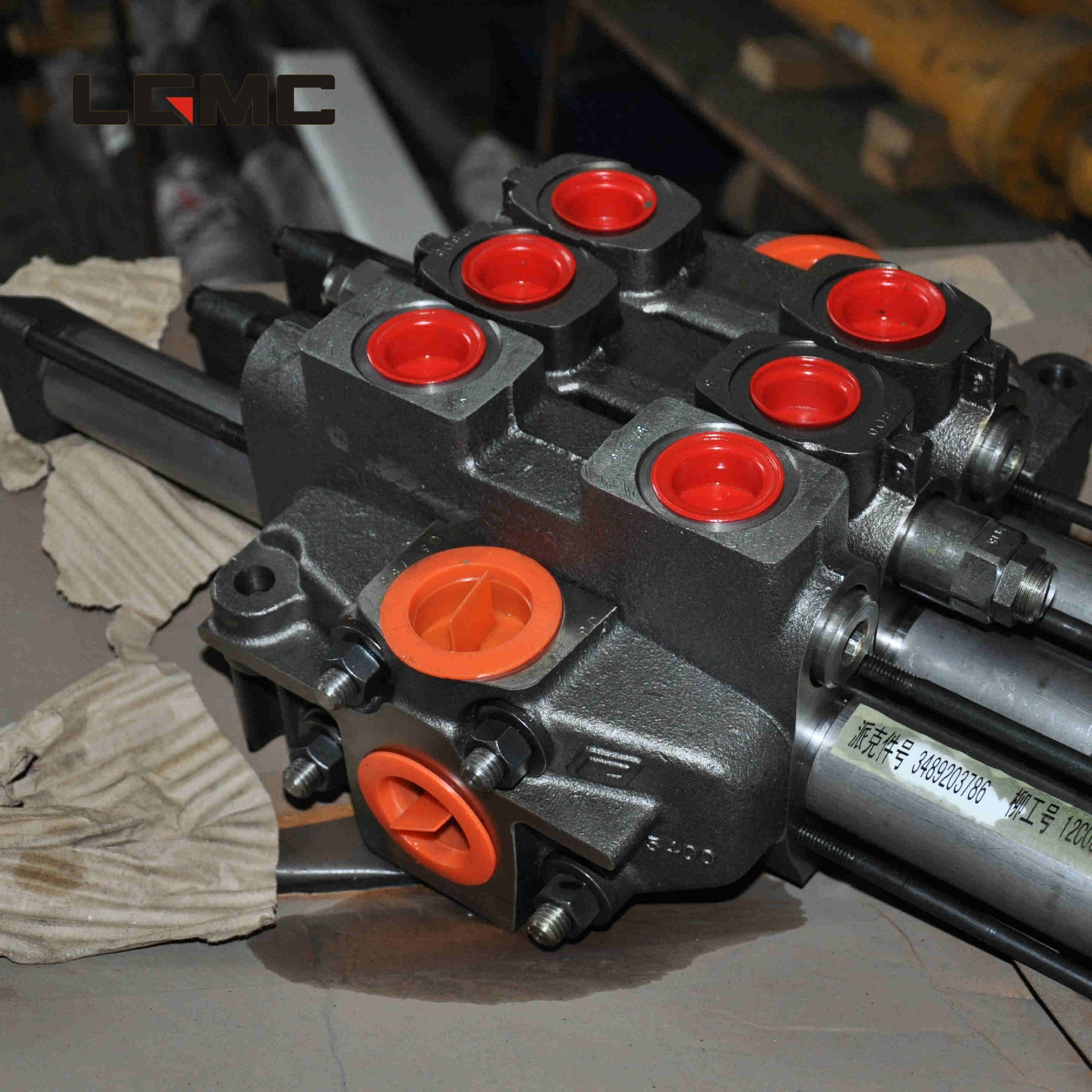 12C0385		Dispense valve