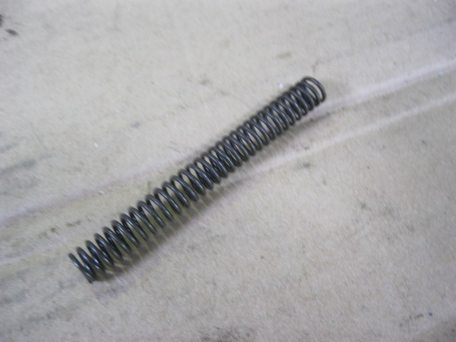 SP100205	ZF.0732041764	compressed spring