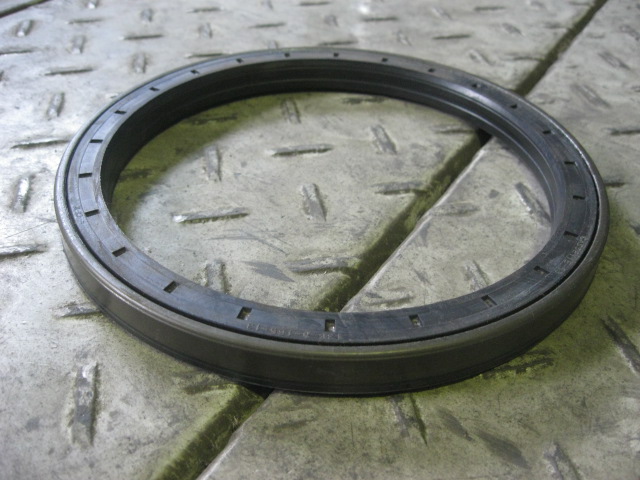 SP100215	ZF.0734309422	Skeleton oil seal