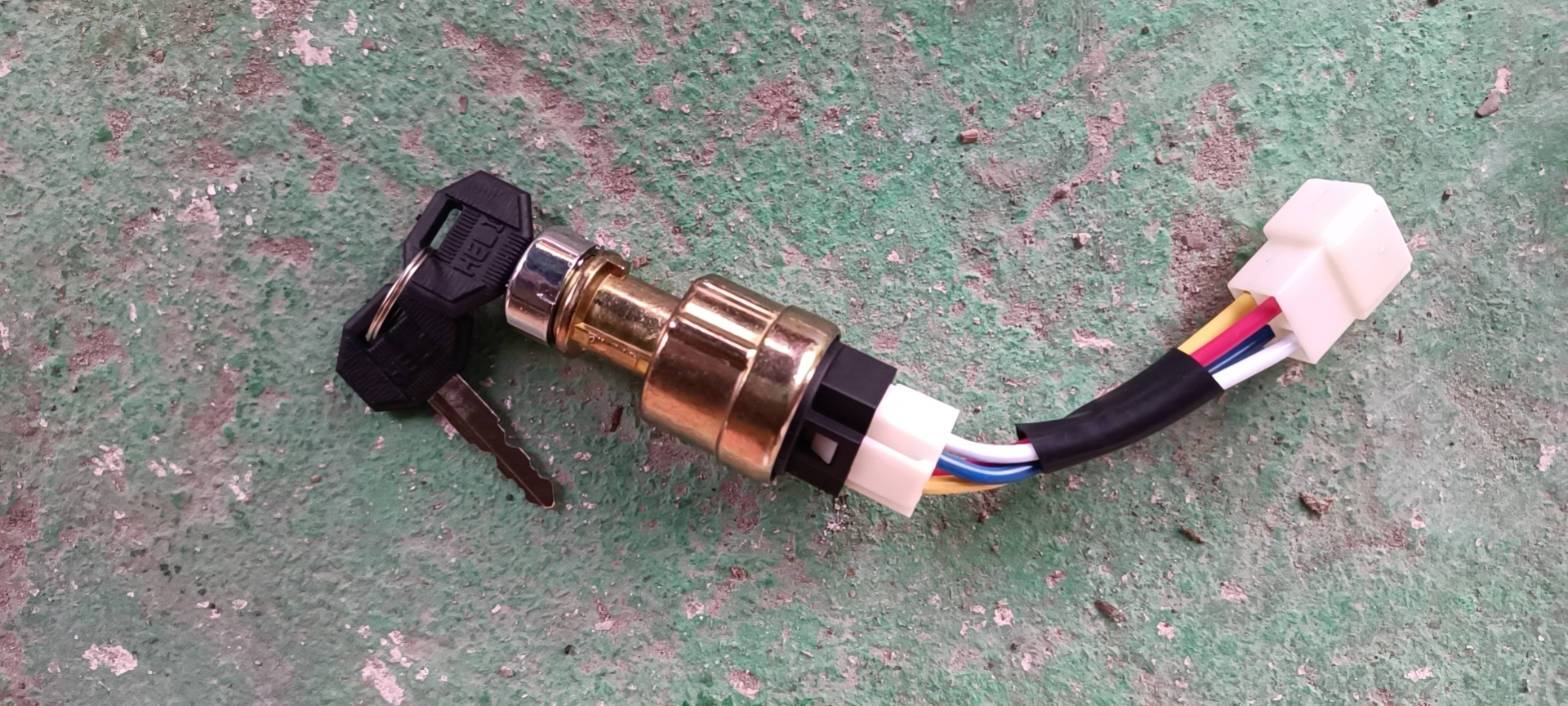 Z8710-04110 		Ignition Switch