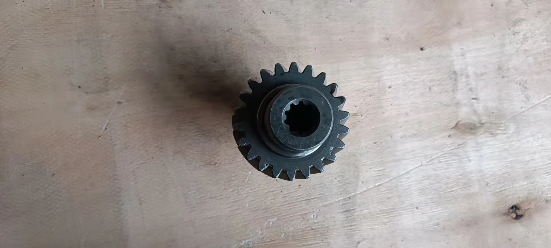 490BPG-82007 		Hydraulic pump gear