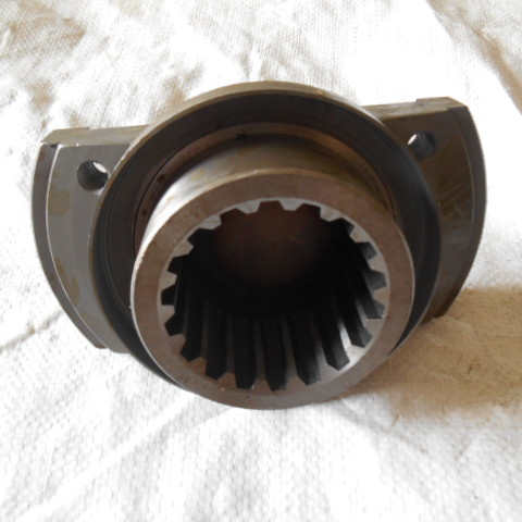 16Y-15-00009 		Coupling