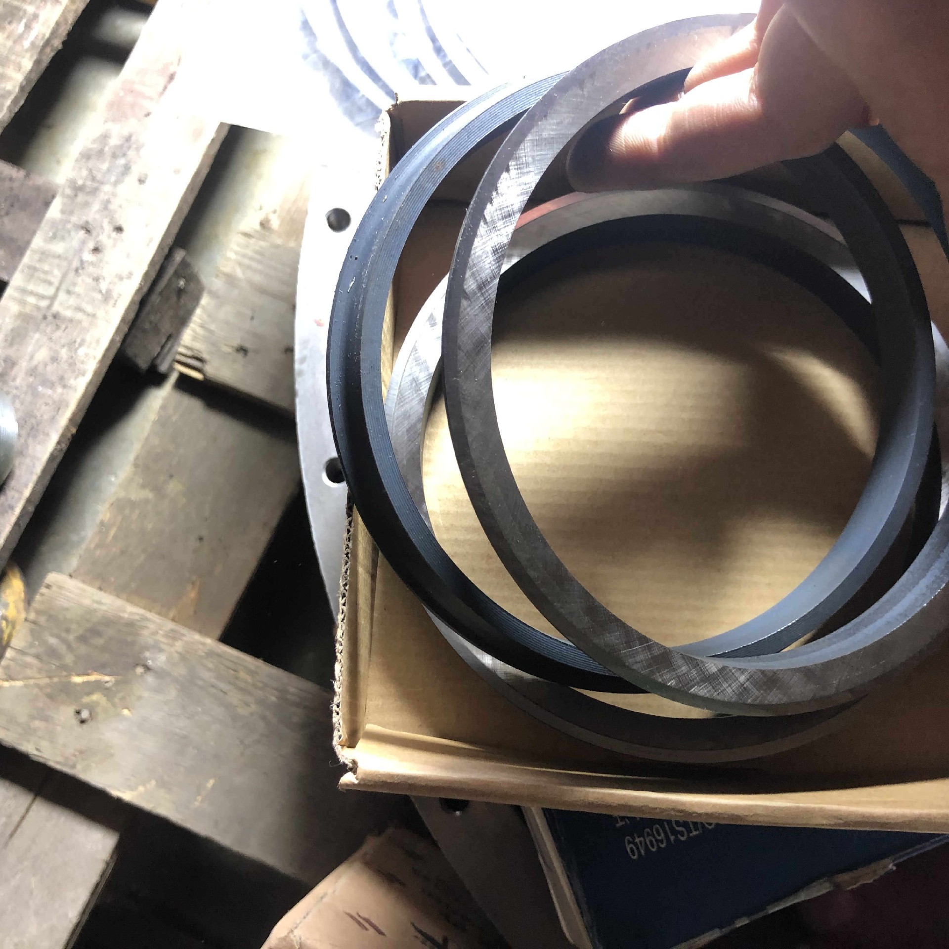 198-30-16612		floating oil seal