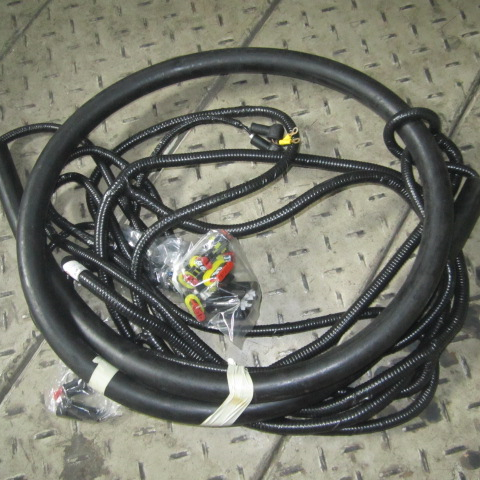 08C1070		Front frame wiring harness