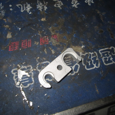 11A0988	电装446861-	Evaporator fixing plate