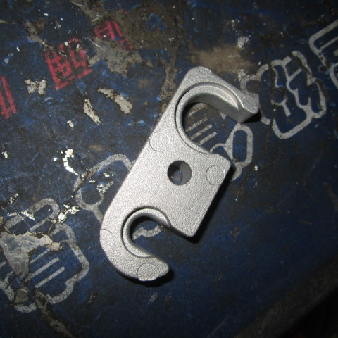 11A0988	电装446861-	Evaporator fixing plate