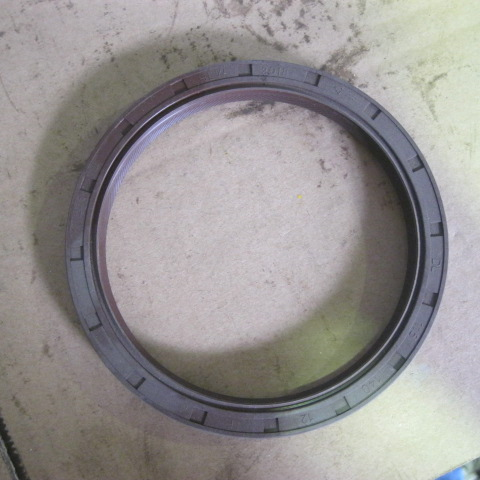 SP101955	WD.61500010047	rear oil seal