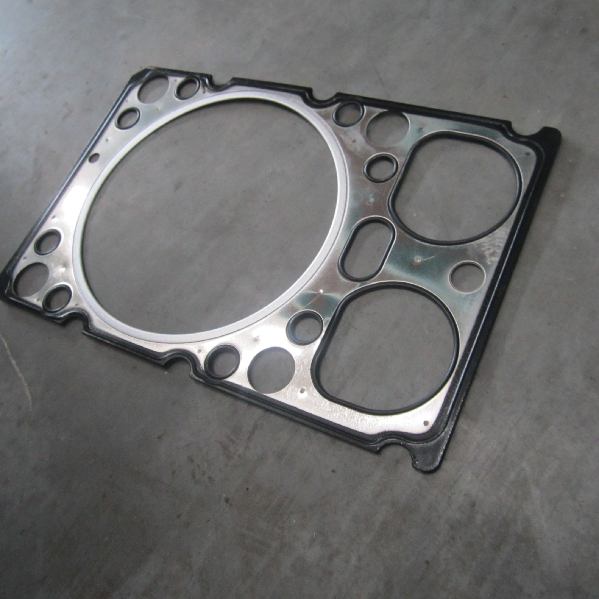 SP101967	WD.61500040049	Cylinder head gasket; cylinder bed