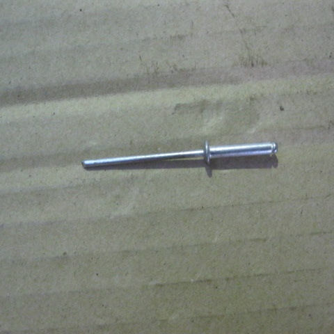 09B0036	抽芯铆钉；GB12618-90；3.2×12-10	Blind rivet; GB12618-90; 3.2×12-10; ASSY