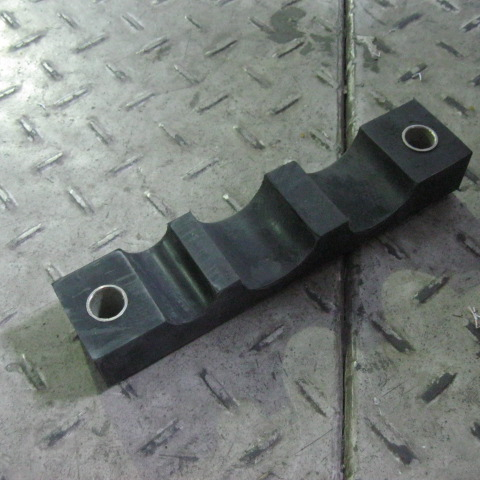 09C0110	ZL50C.9B.9A	pipe clamp assembly; fittings