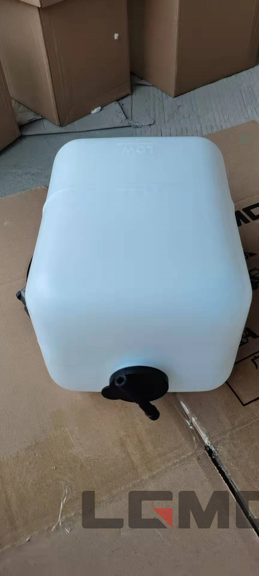 Auxiliary water tank PC300-8