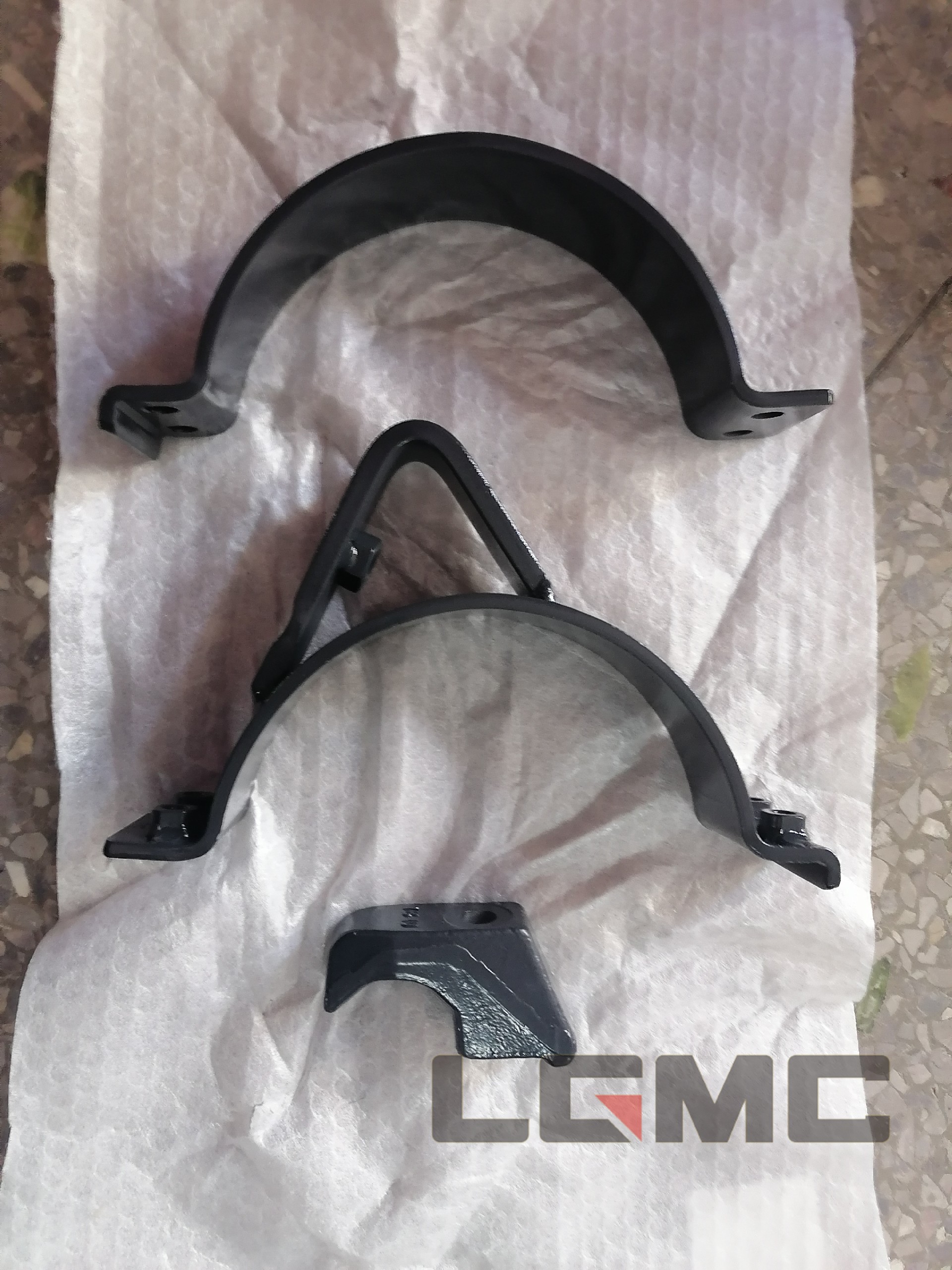 09C2185 Bucket cylinder tube clamp plate