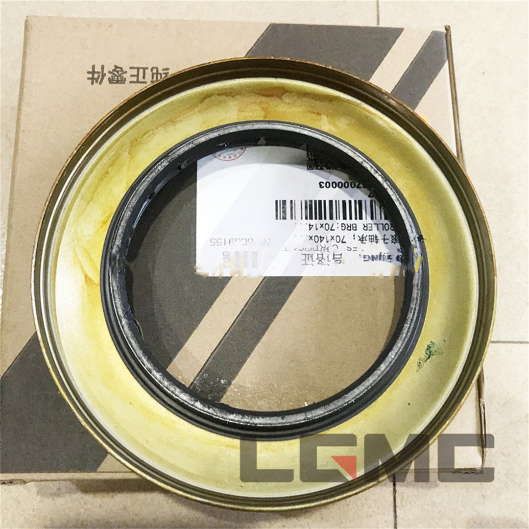13B1115 Front and rear axle oil seal