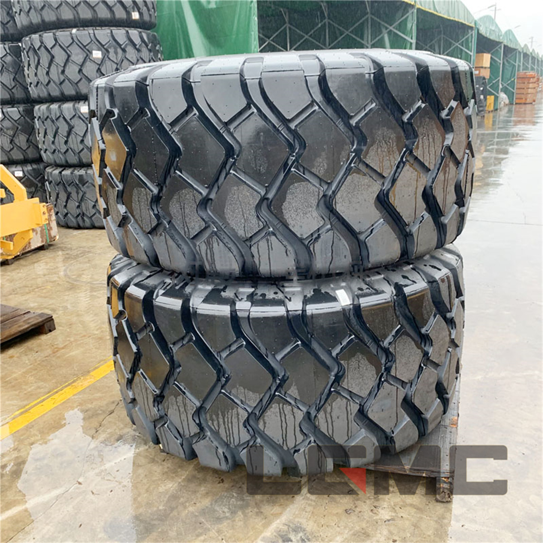 16B0220 75065R25 Radial tire