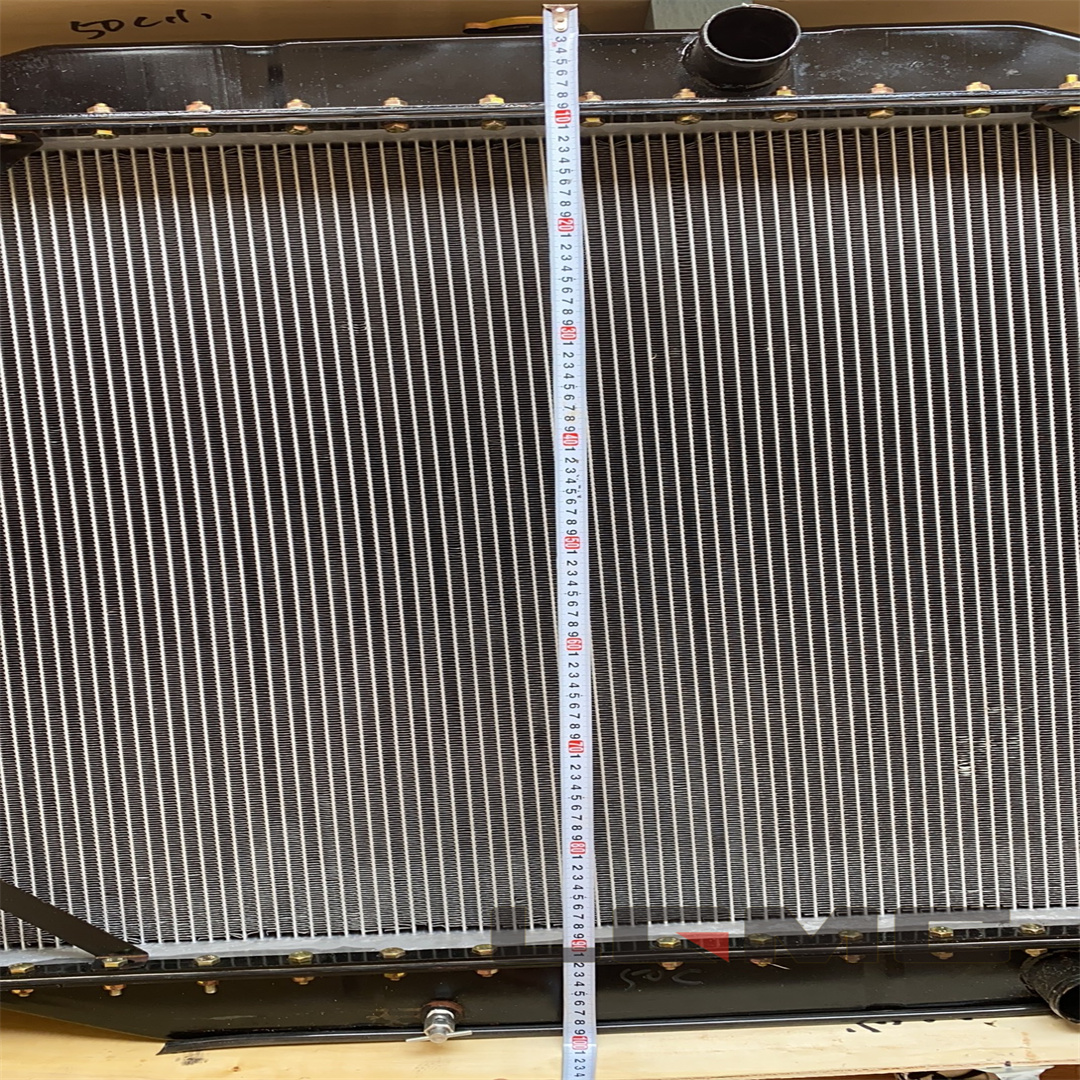 20C0044 Water tank radiator