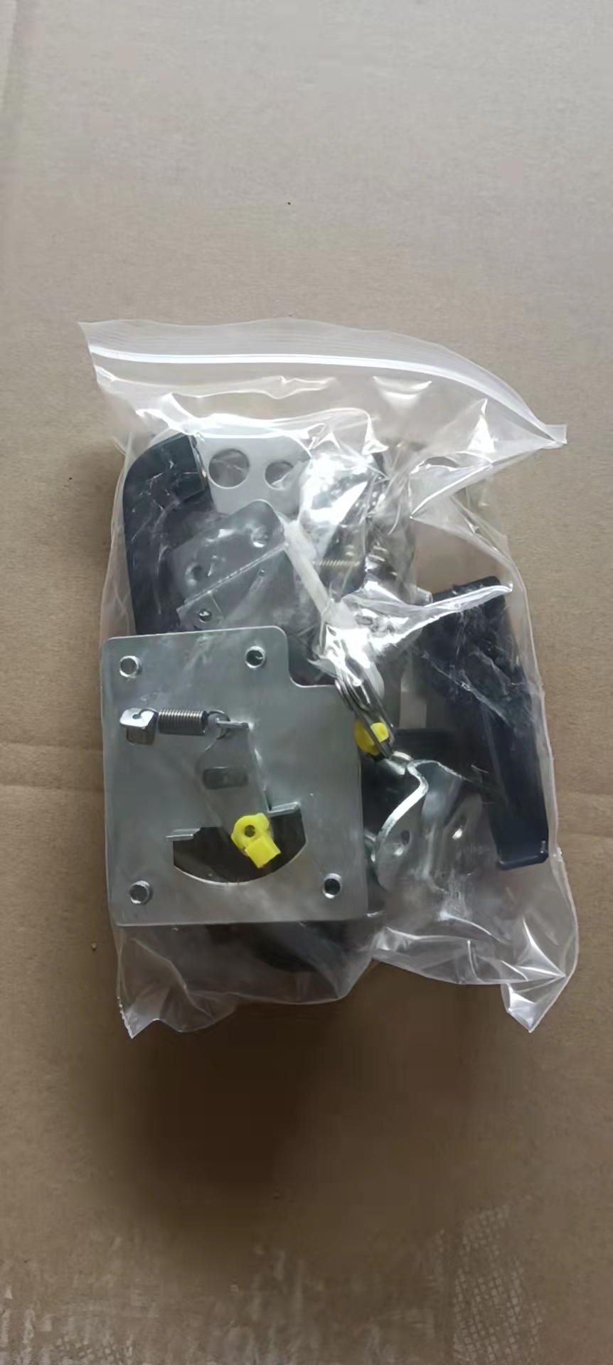 47C1035	DOOR LOCK