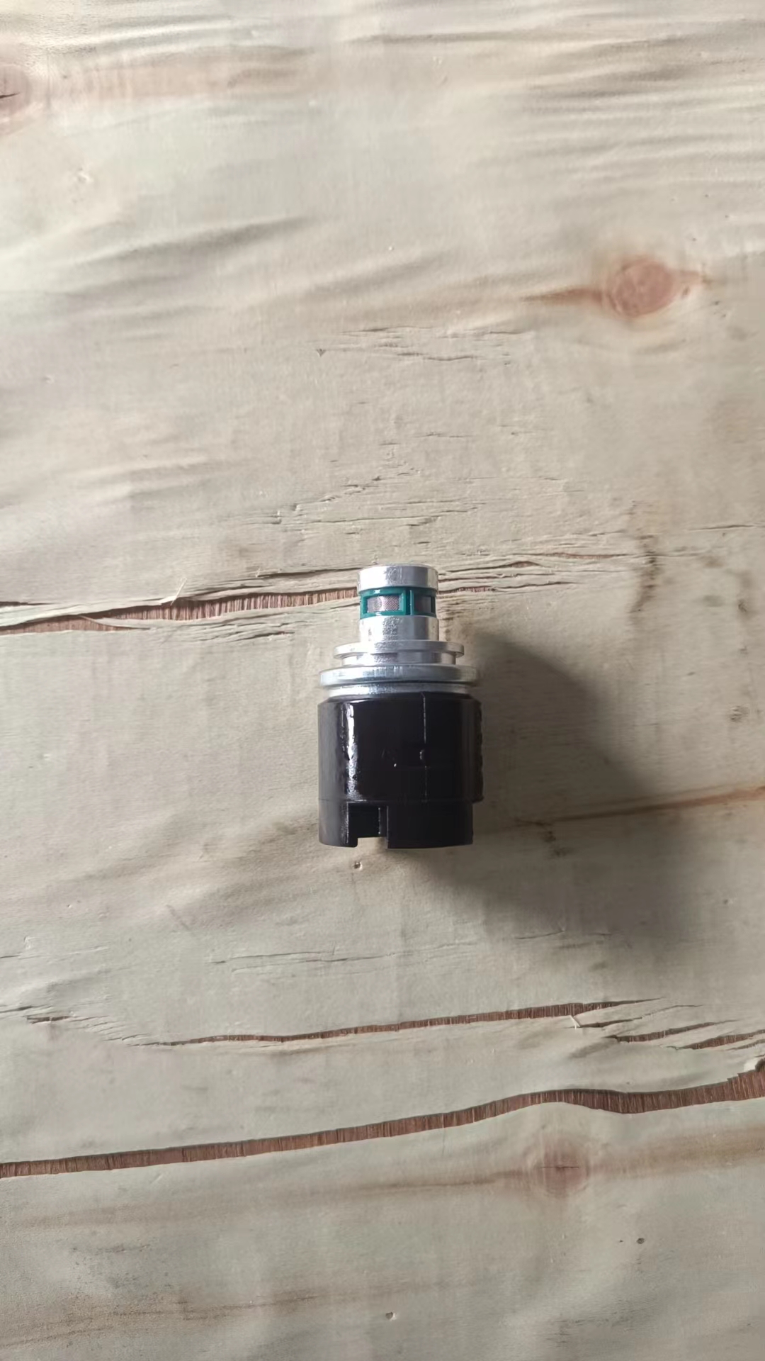 0501 313 375	SOLENOID