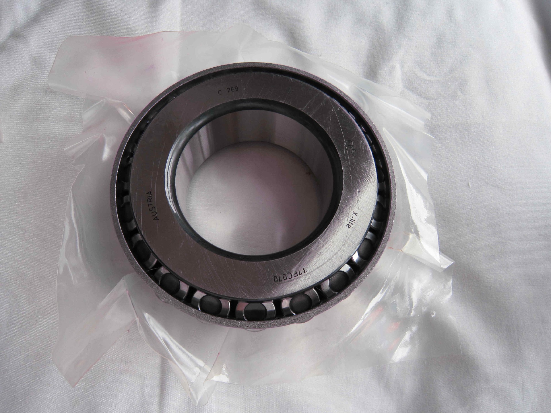 0750117143 Roller bearing