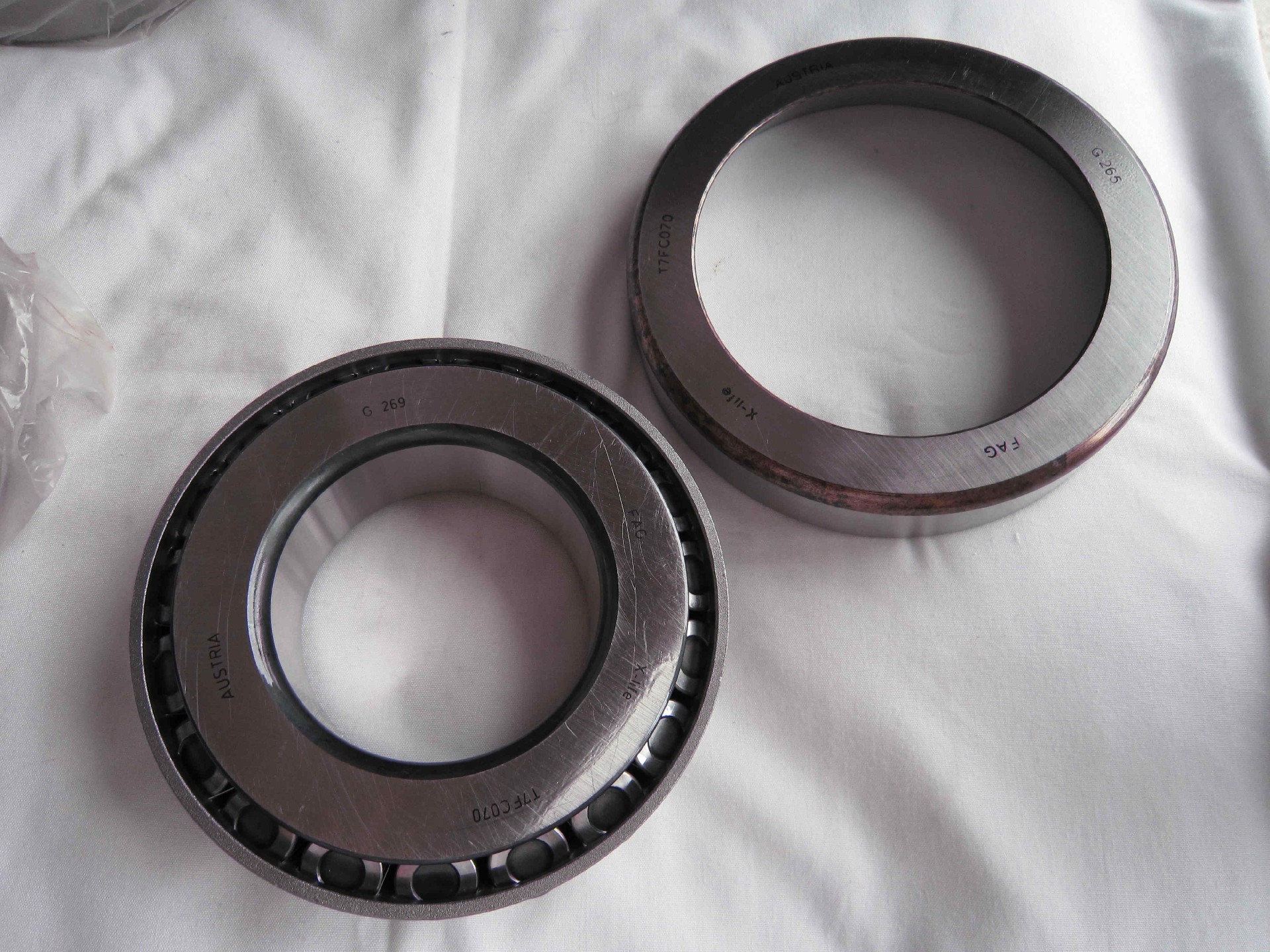 0750117143 Roller bearing