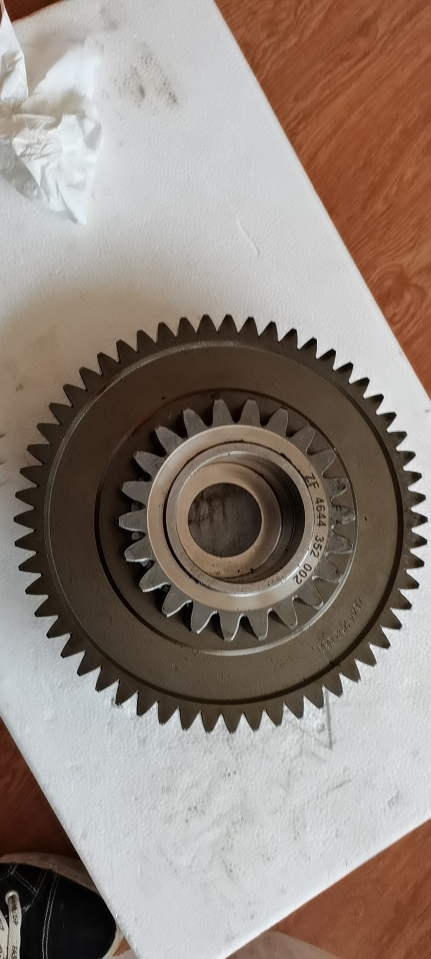 4644352002 gear