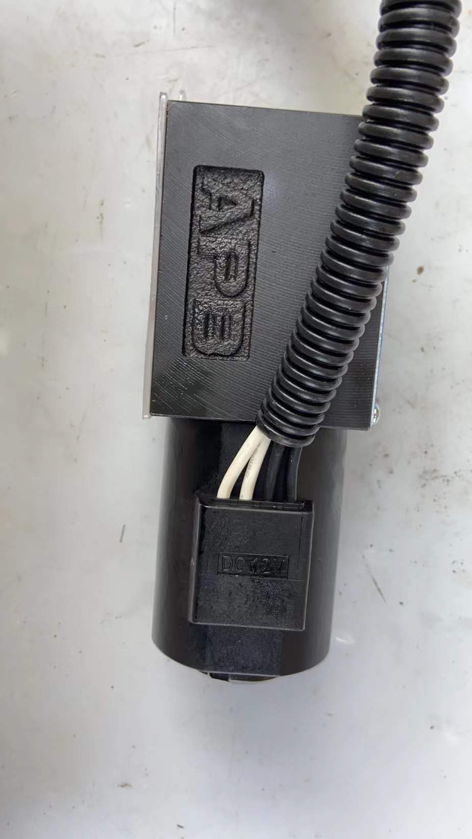 YQX30DH-4200 Gear Solenoid Valve Van điện từ (Cái)