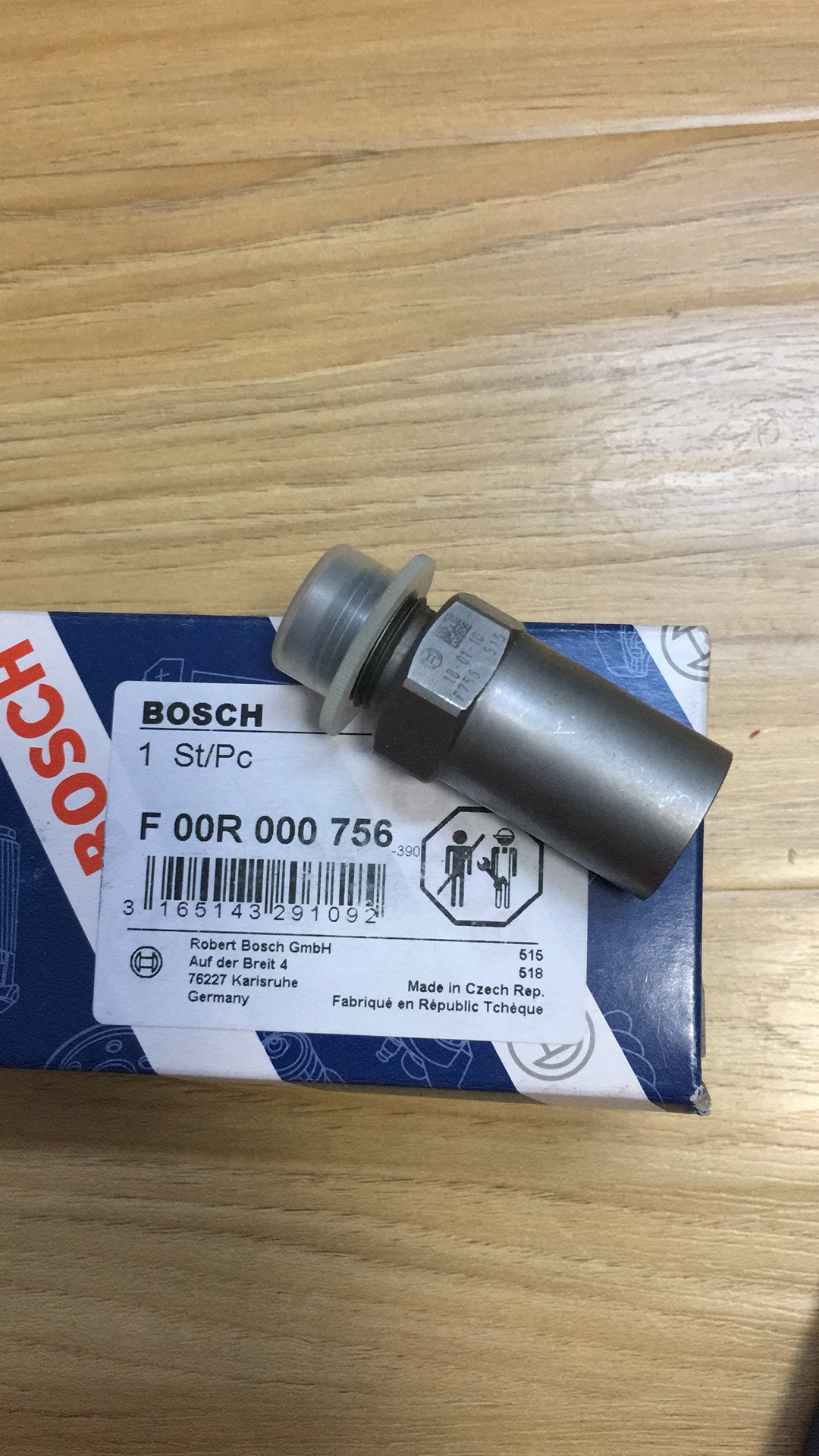 00R000756 Pressure reducing valve