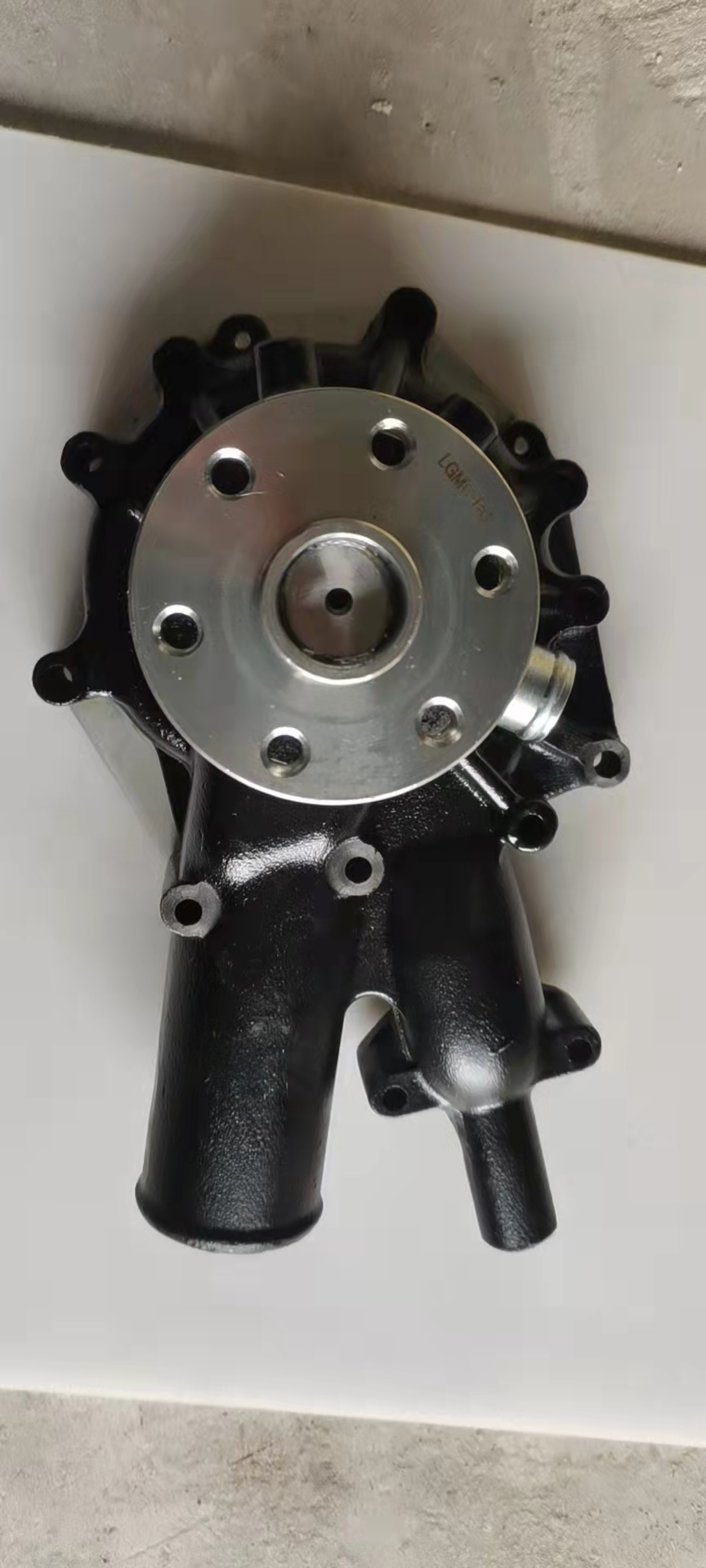 1-13650133-0 water pump