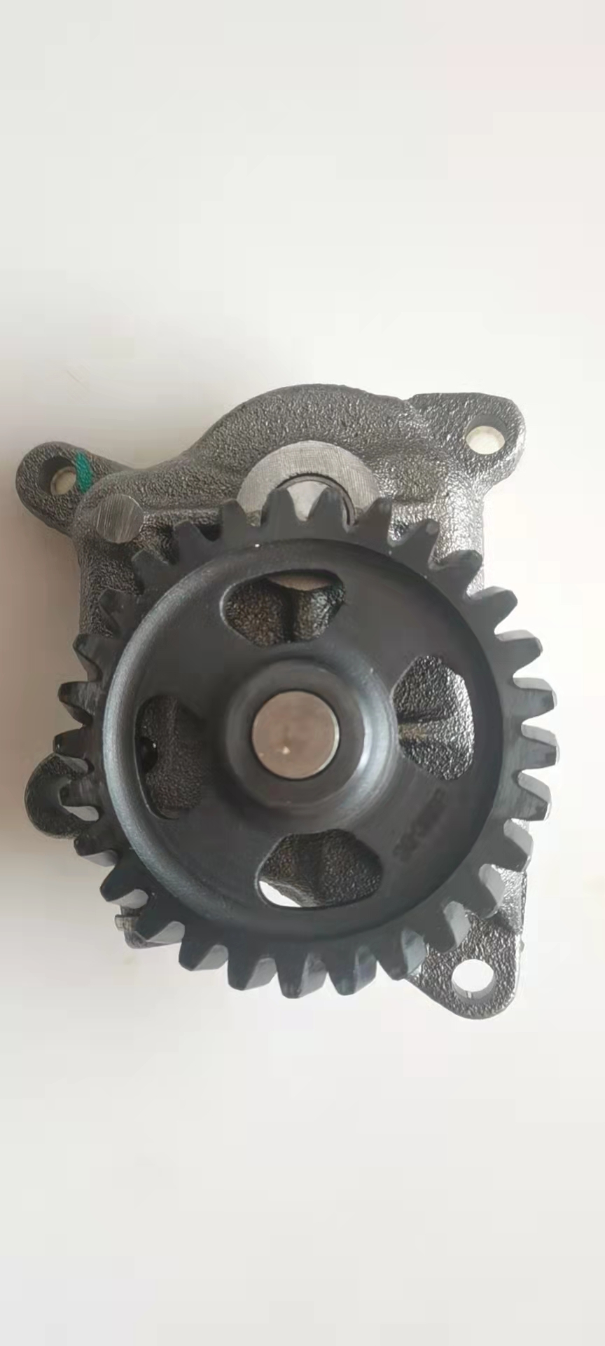 8-94390414-1 Oil pump 6HK1