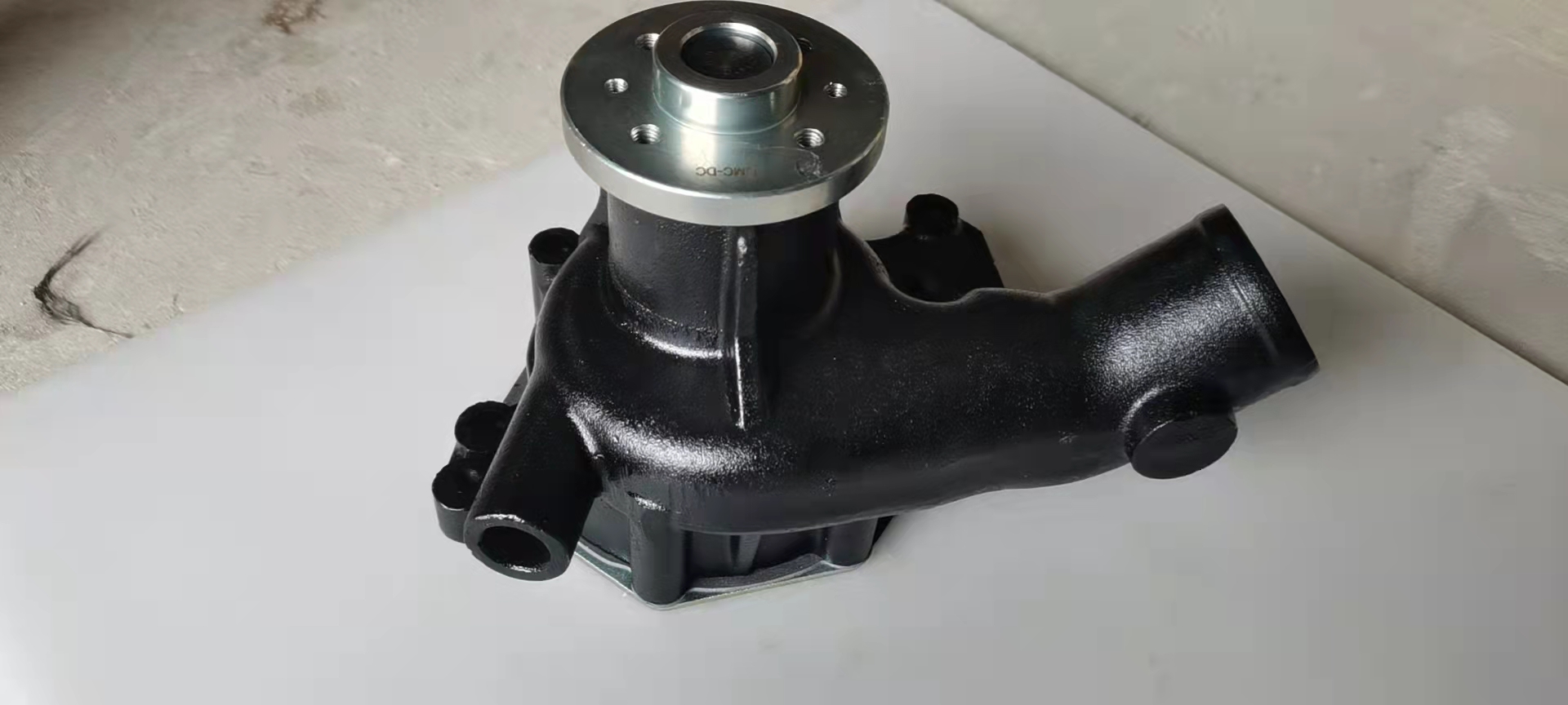 65.06500-6144 Water Pump