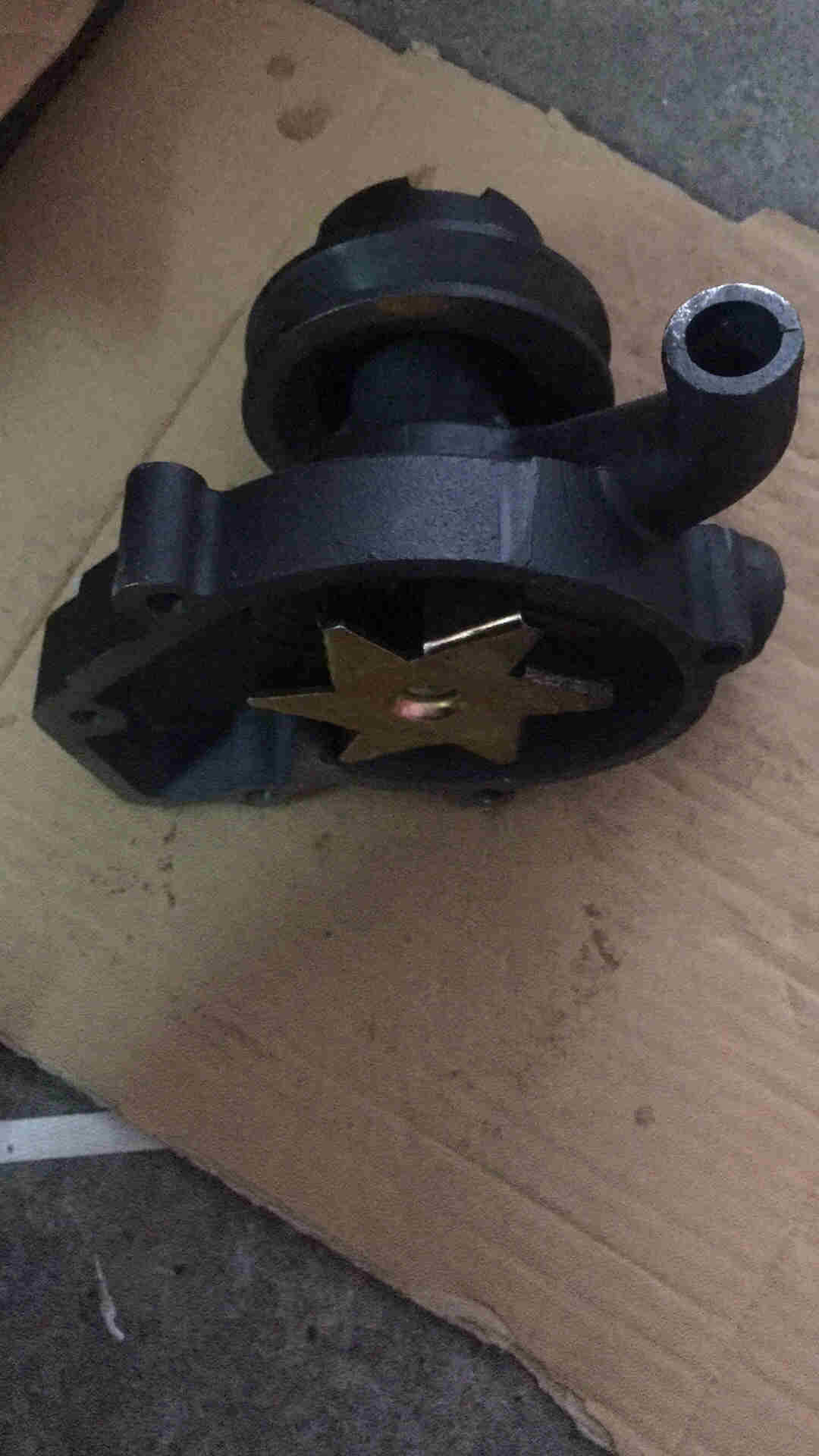 495-06105B Water Pump