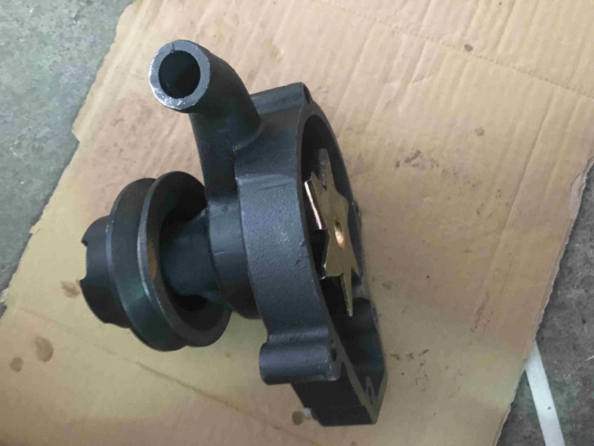 495-06105B Water Pump