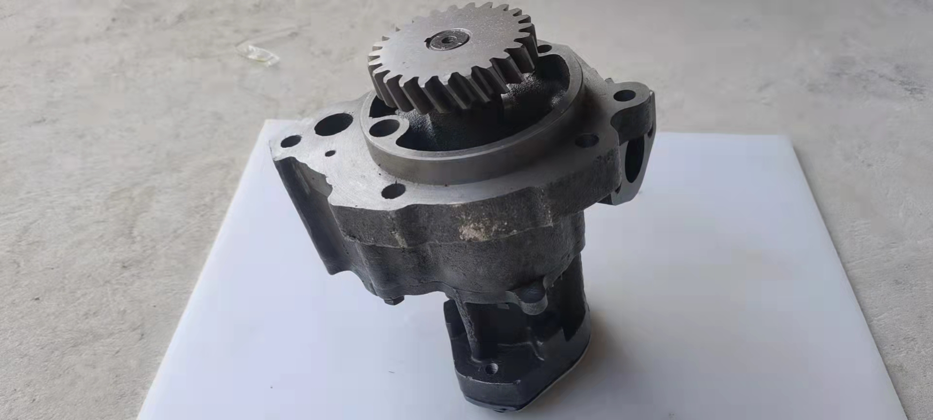 3609833 3821579 Oil Pump