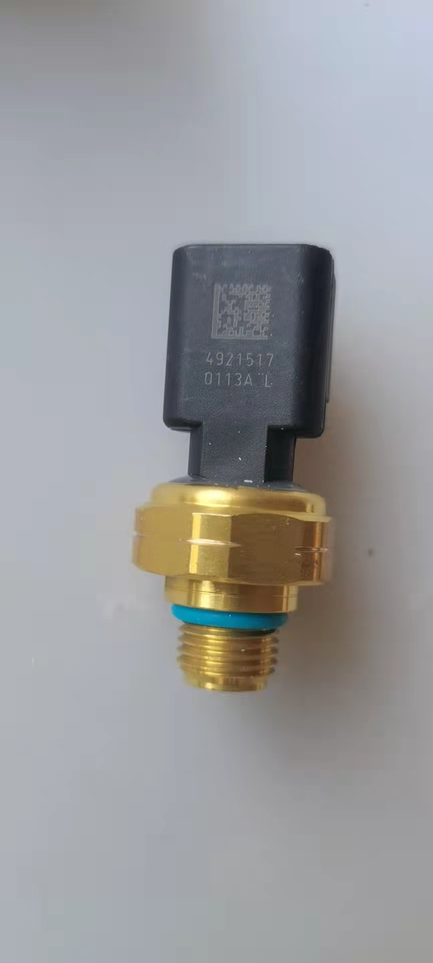 4921517 Oil pressure sensor