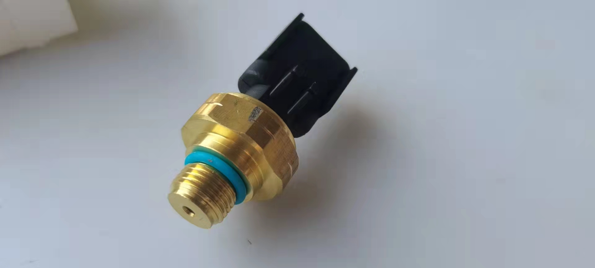 4921517 Oil pressure sensor