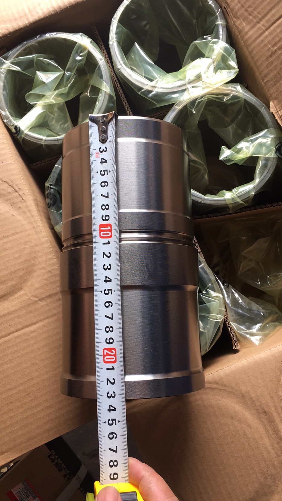 5290937 SP129258 Cylinder liner