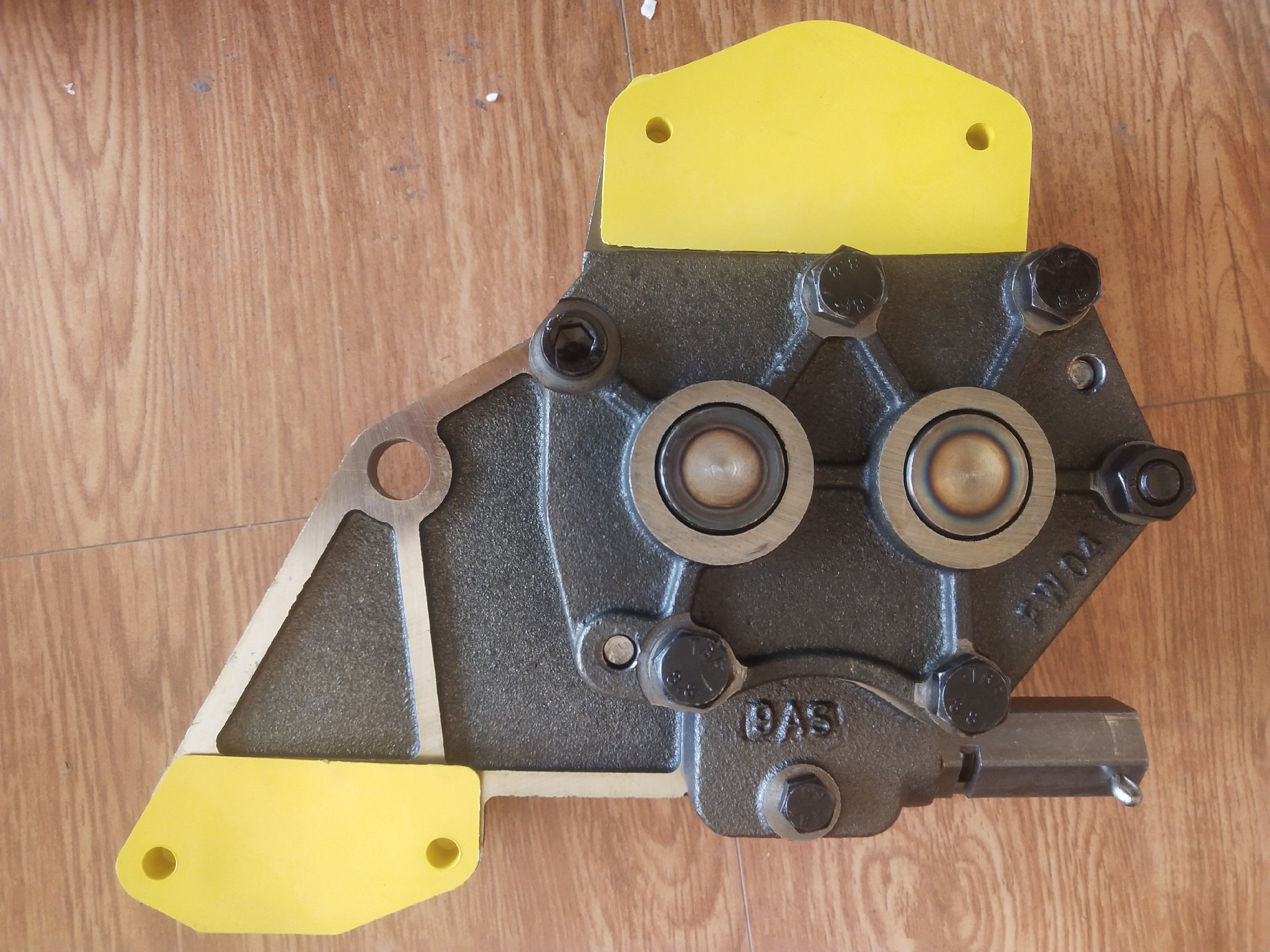 AZ1500070021AA oil pump