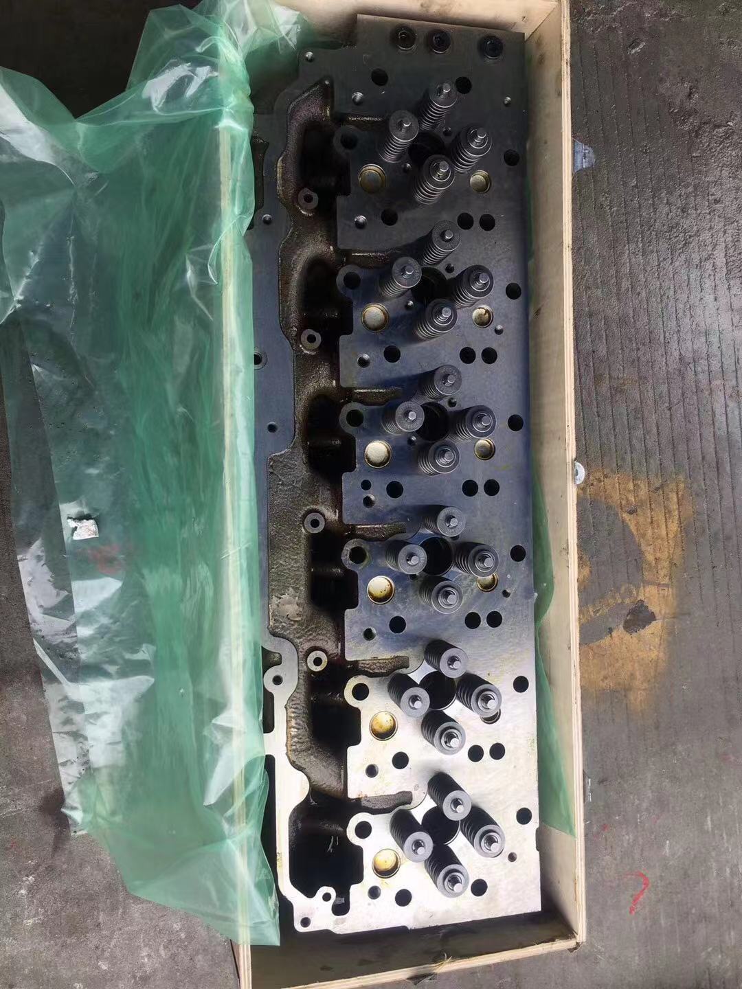 C9 cylinder head assembly