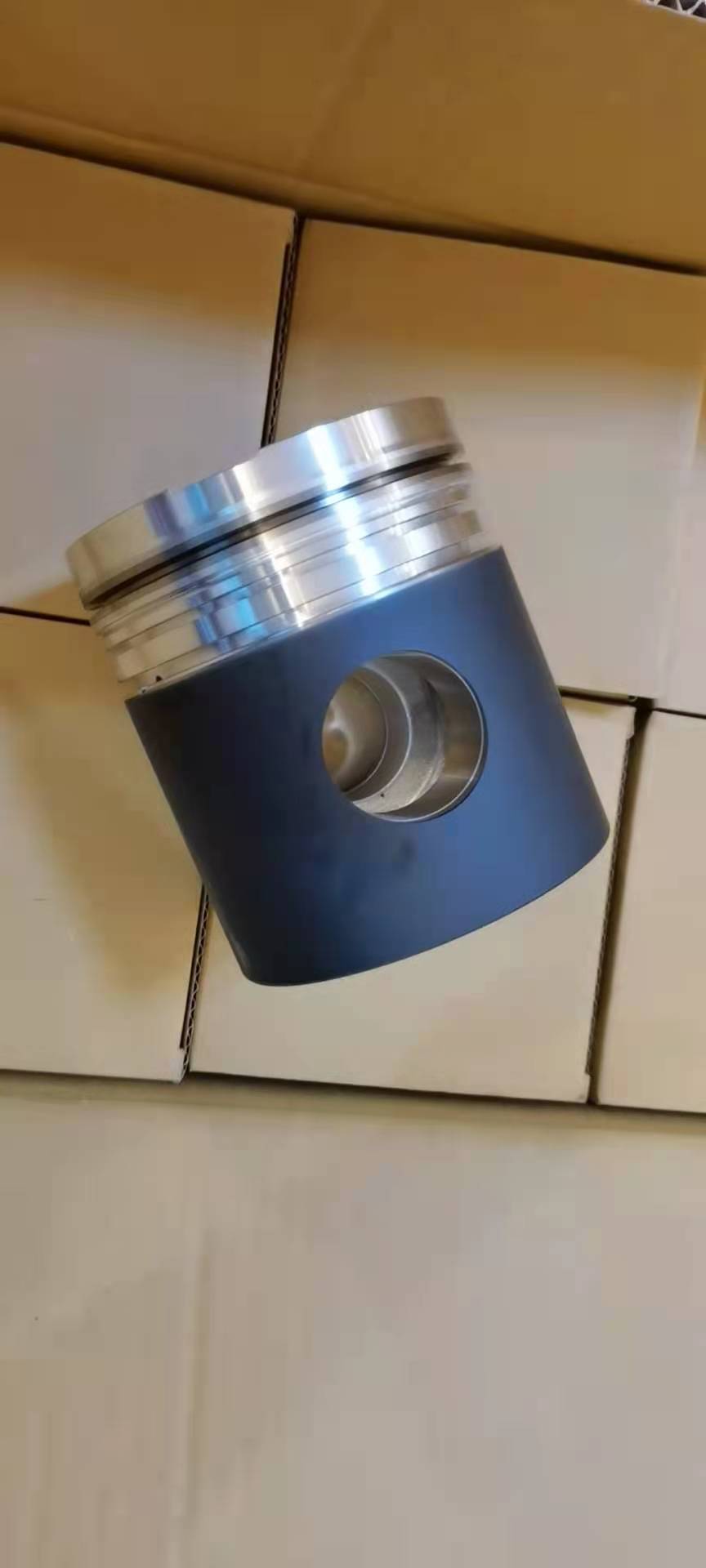 DE12-00590 Piston