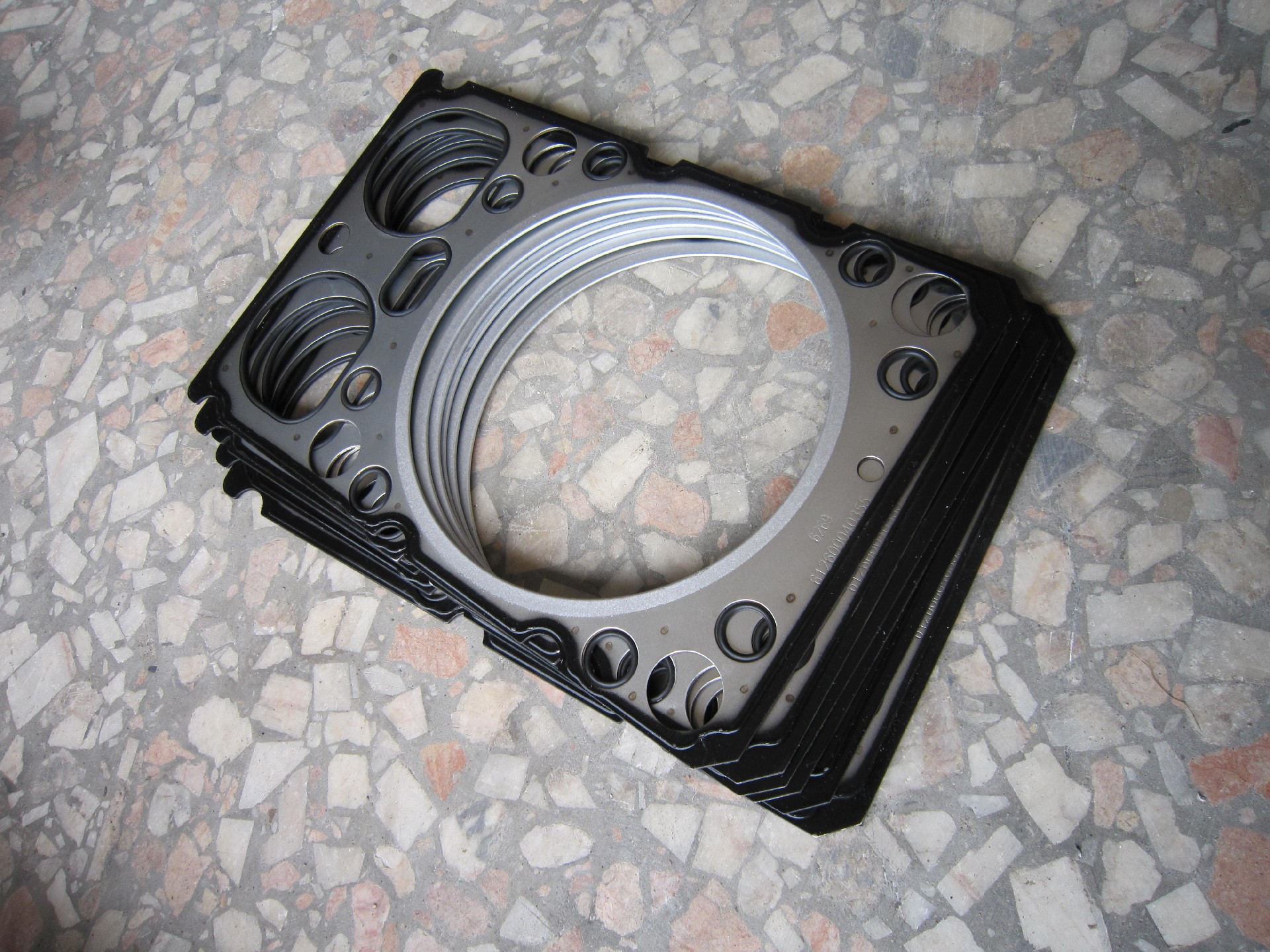 SP101990 Cylinder head gasket