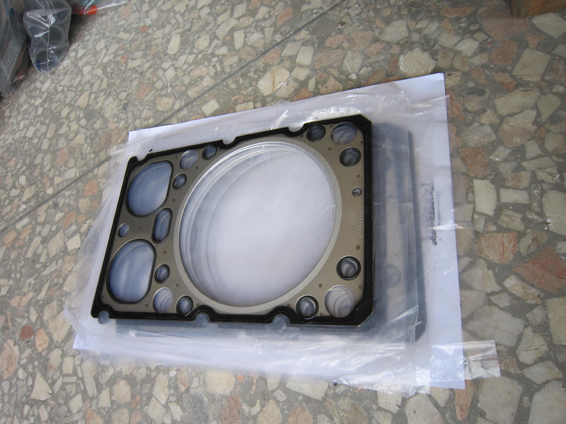 SP101990 Cylinder head gasket