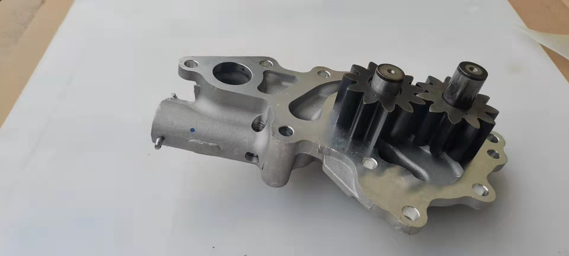 VH151102160A Oil Pump