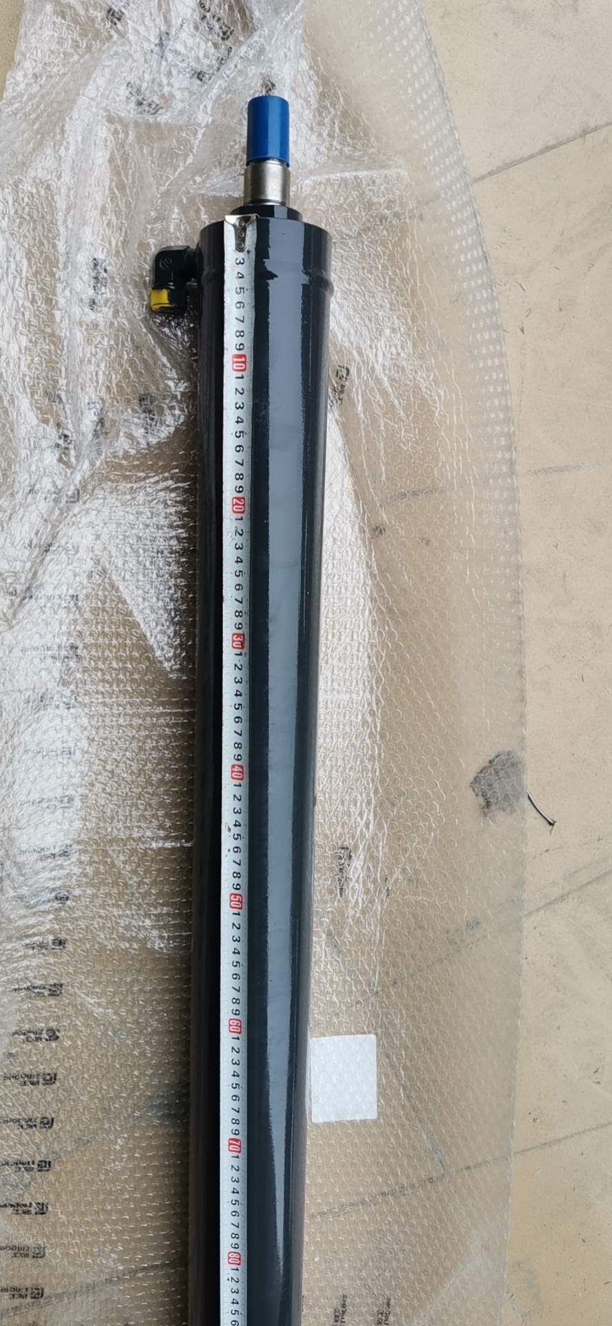 10C0694 Blade lead-out cylinder; ASSY