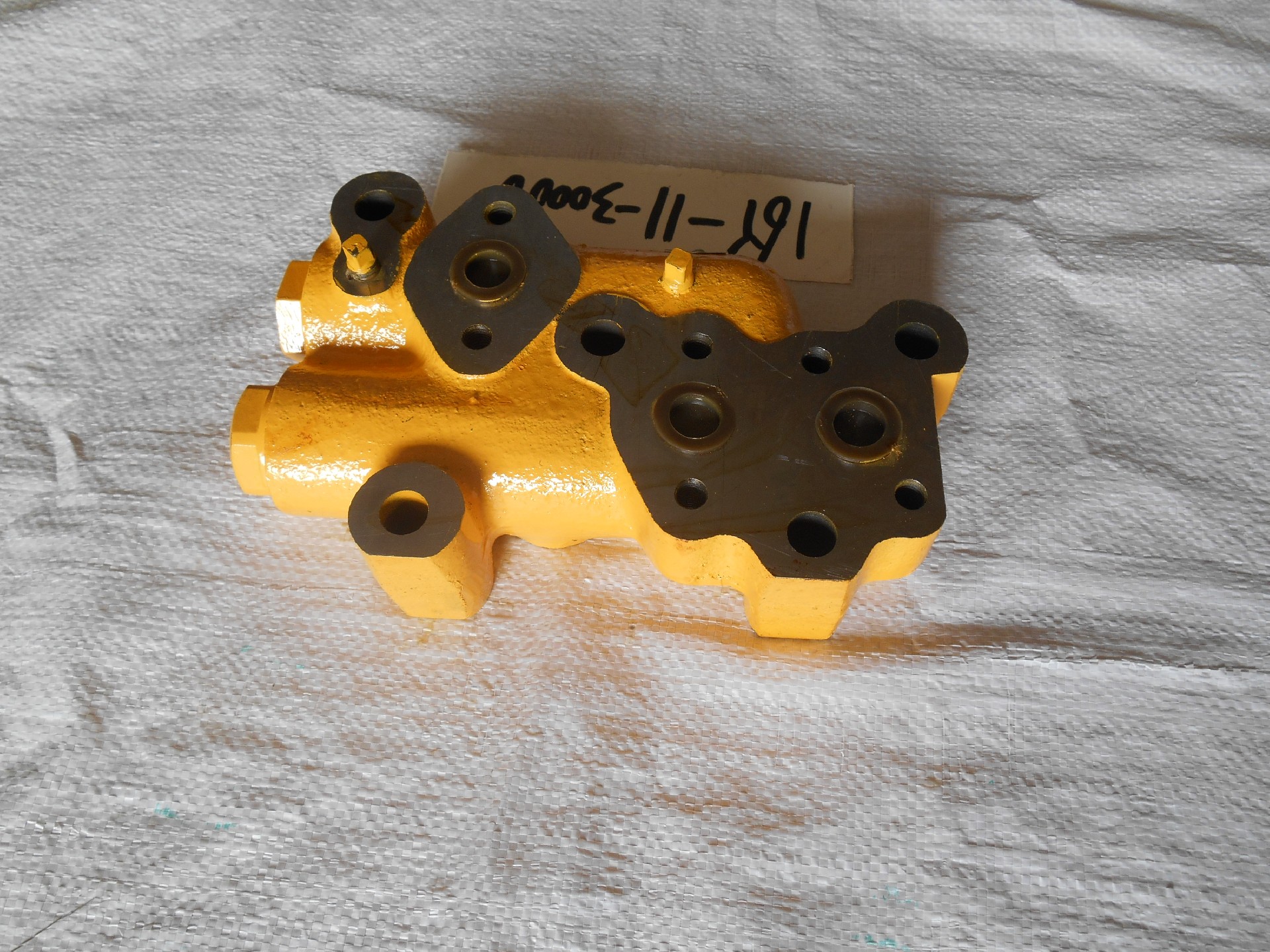 16Y-11-30000 Combination valve