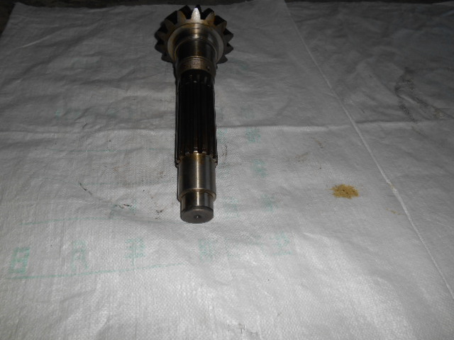 16Y-15-00061 Output shaft 14kg