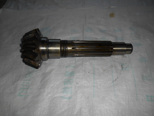 16Y-15-00061 Output shaft 14kg