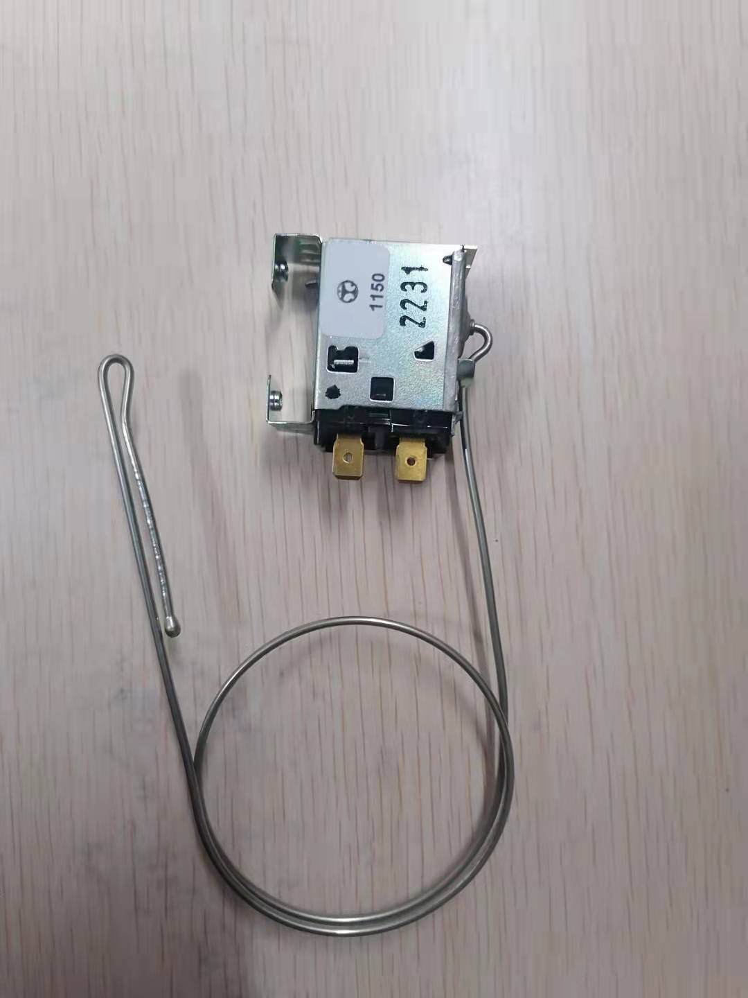 46C4971 Thermostat