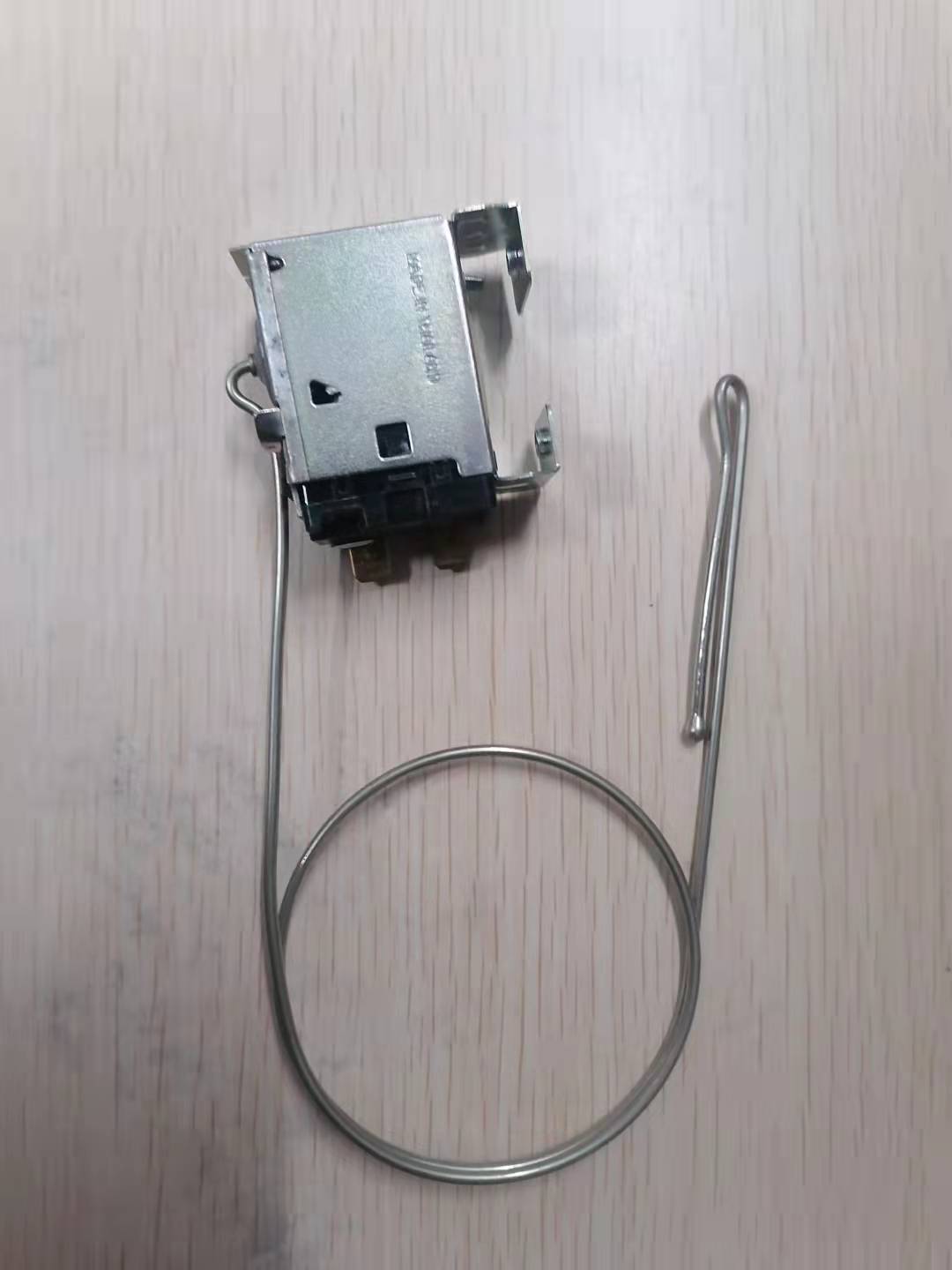 46C4971 Thermostat