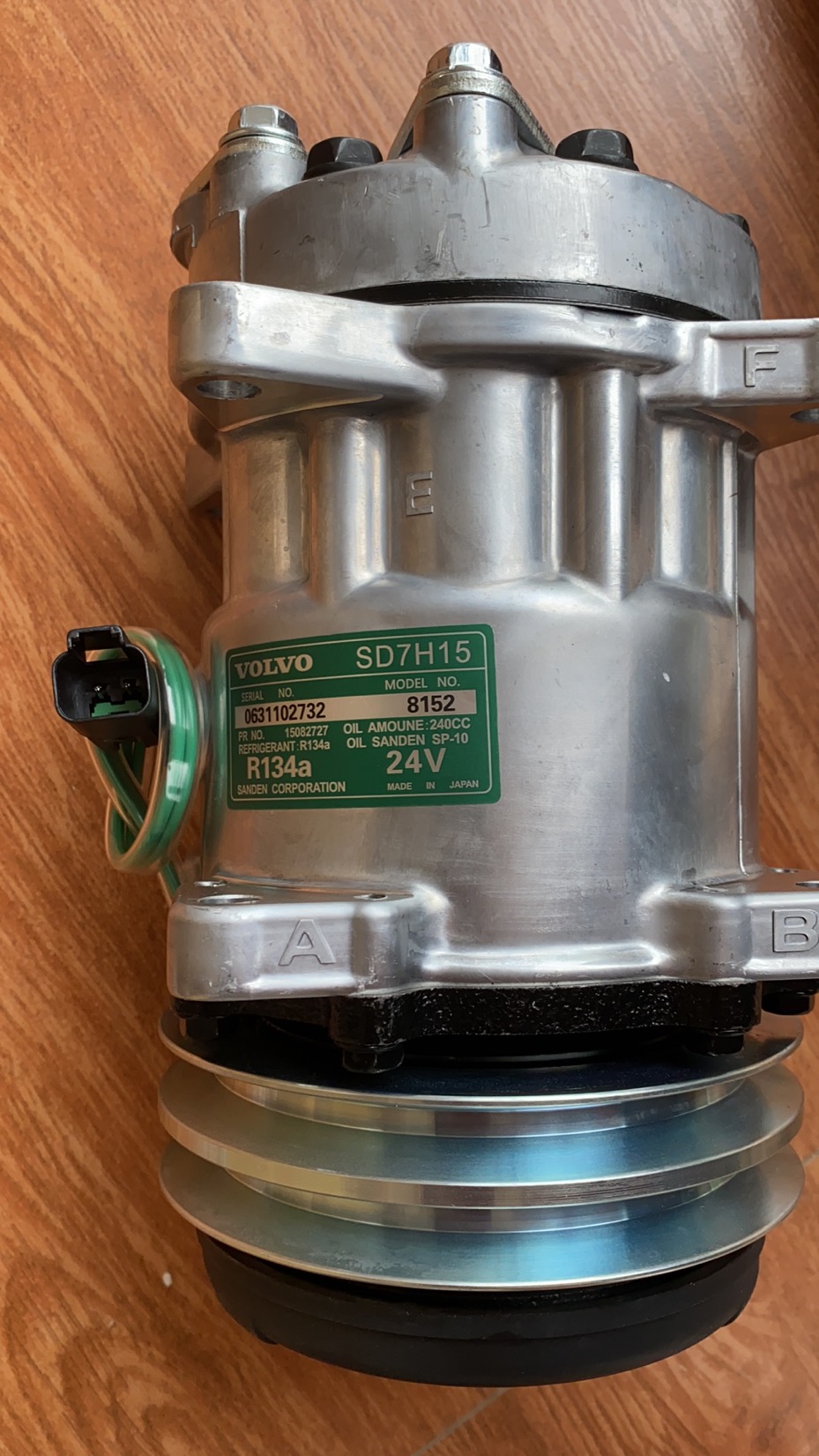 EC240B compressor