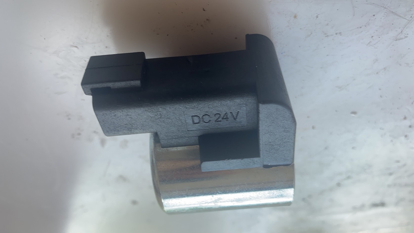 R225-7 Solenoid Valve